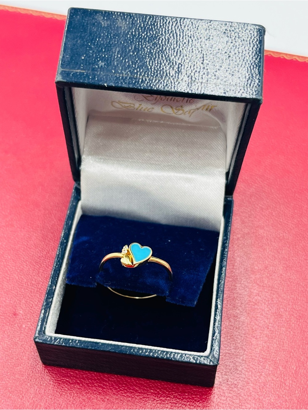 Vintage 18K Yellow Gold Blue Enamel Heart Ring –